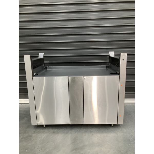 BeefEater Trolley with Side Burner Stainless Steel compatible with BBG1650SA 1600 Series 5 Burner Built-In BBQ BTR1651SA