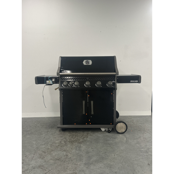 Napoleon Rogue Pro 625 5 Burner Natural Gas Freestanding BBQ RP625SIBNK-2-AU