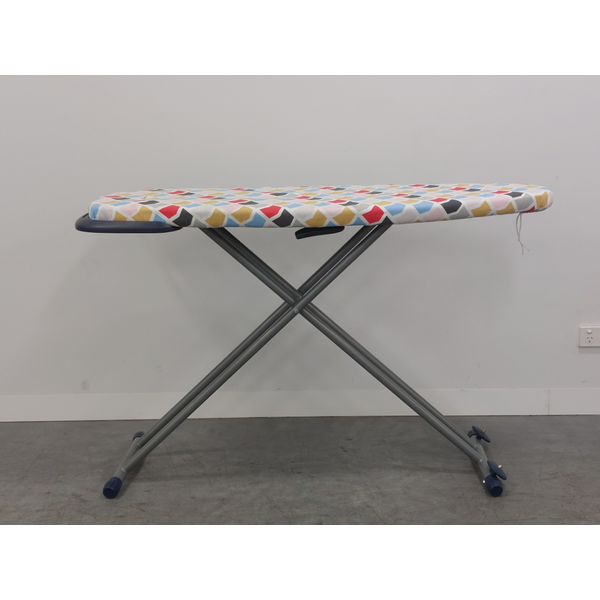 Sunbeam Couture Ironing Board SB8400