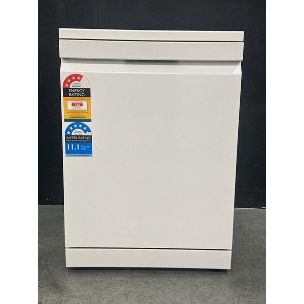 LG Freestanding QuadWash Dishwasher Matte White XD3A25MW