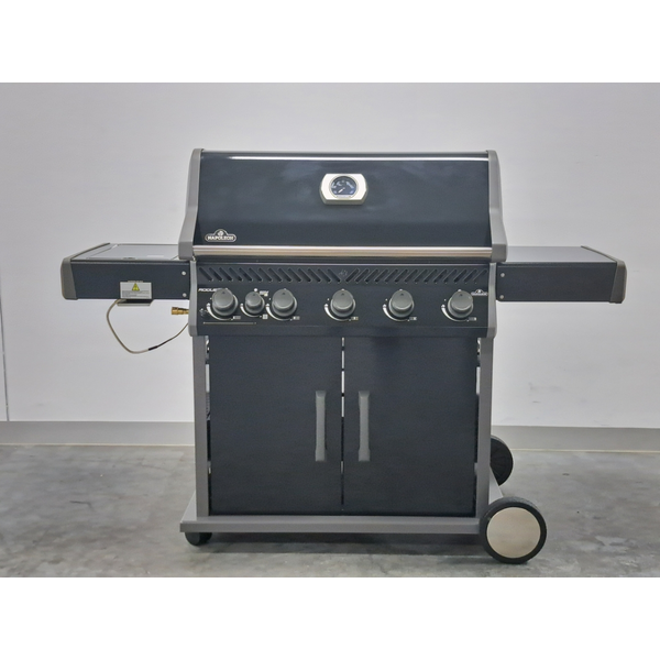 Napoleon Rogue XT 625 Natural Gas 5 Burner Grill with Infrared Side Burner RXT625SIBNK-1-AU
