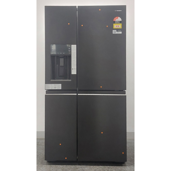 Westinghouse 609L Quad Door Fridge with Ice and Water Door Dispenser Matte Black WQE6170BB